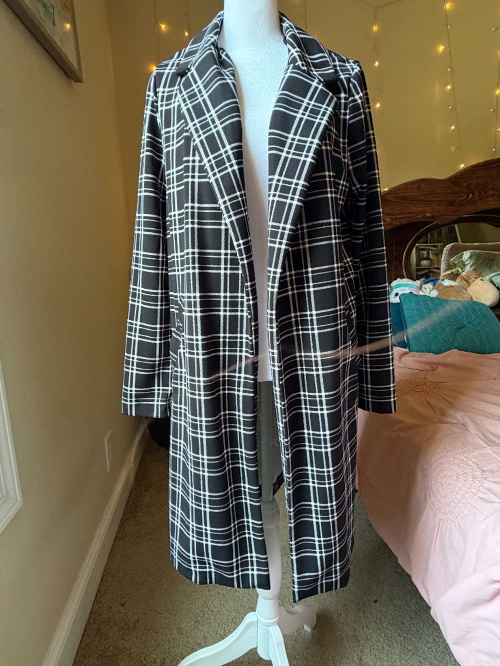 Plaid/tartan trench coat/jacket